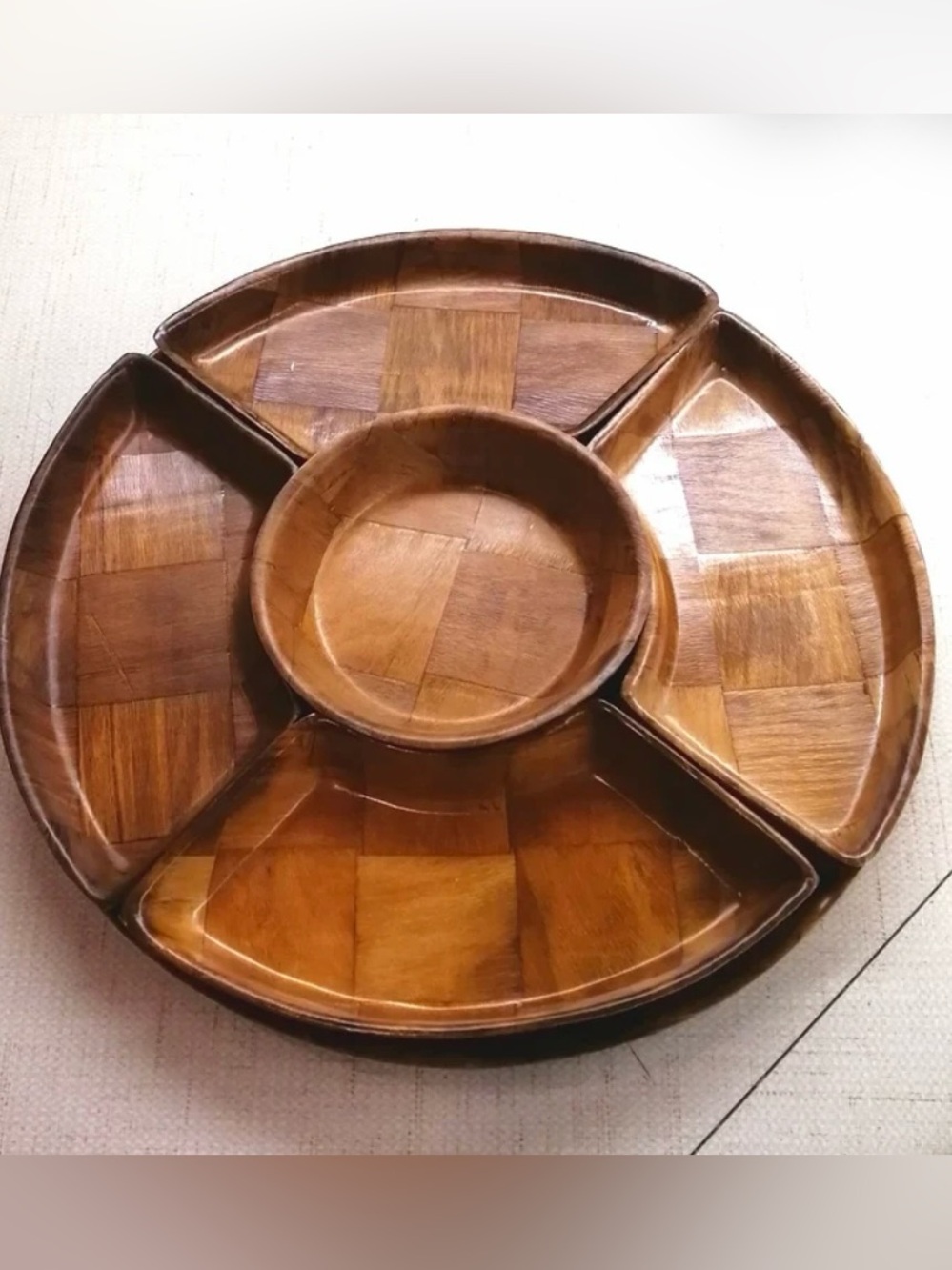 Vintage MCM 1970’s WeaveWood Turning Snack Tray.